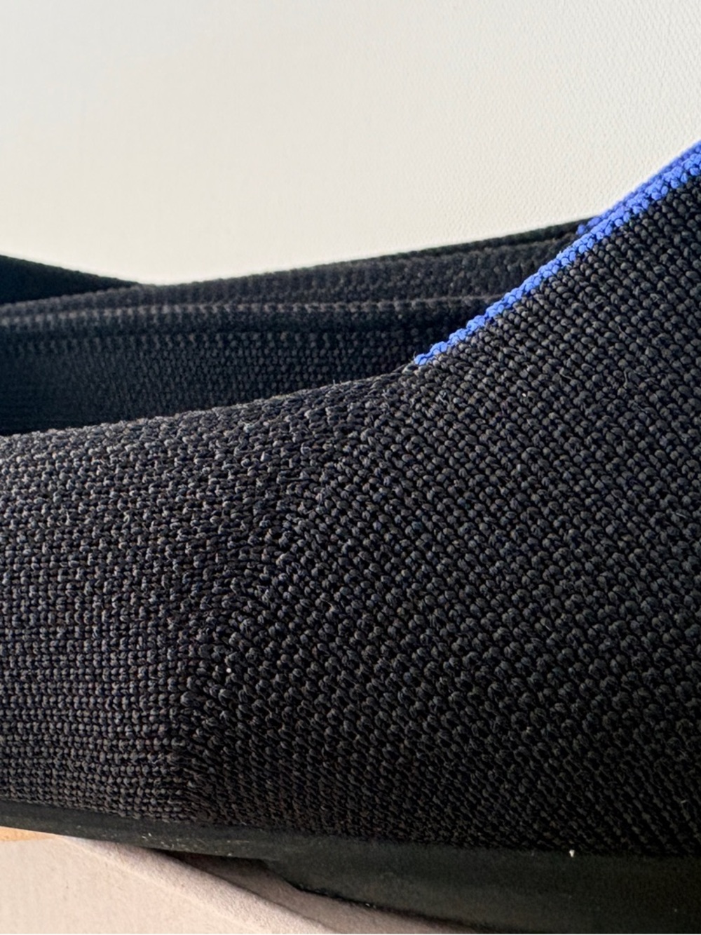 Rothy’s Black Pointed Flats 9.5 Wide | Blue Trim | Excellent Condition Like New - Picture 8 of 11